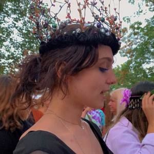 Meet your Posher, Melanie